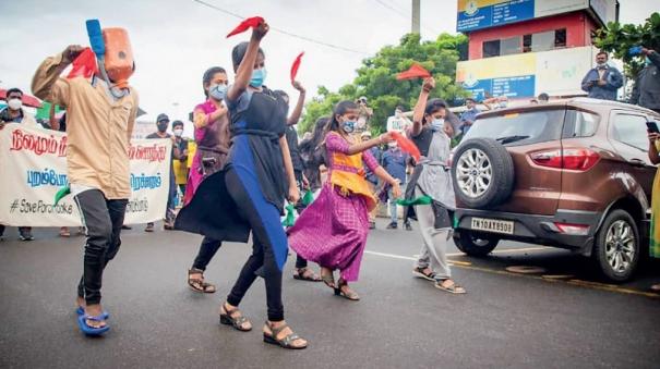 இளமைக் களம் | வட சென்னை நாயகர்கள்!